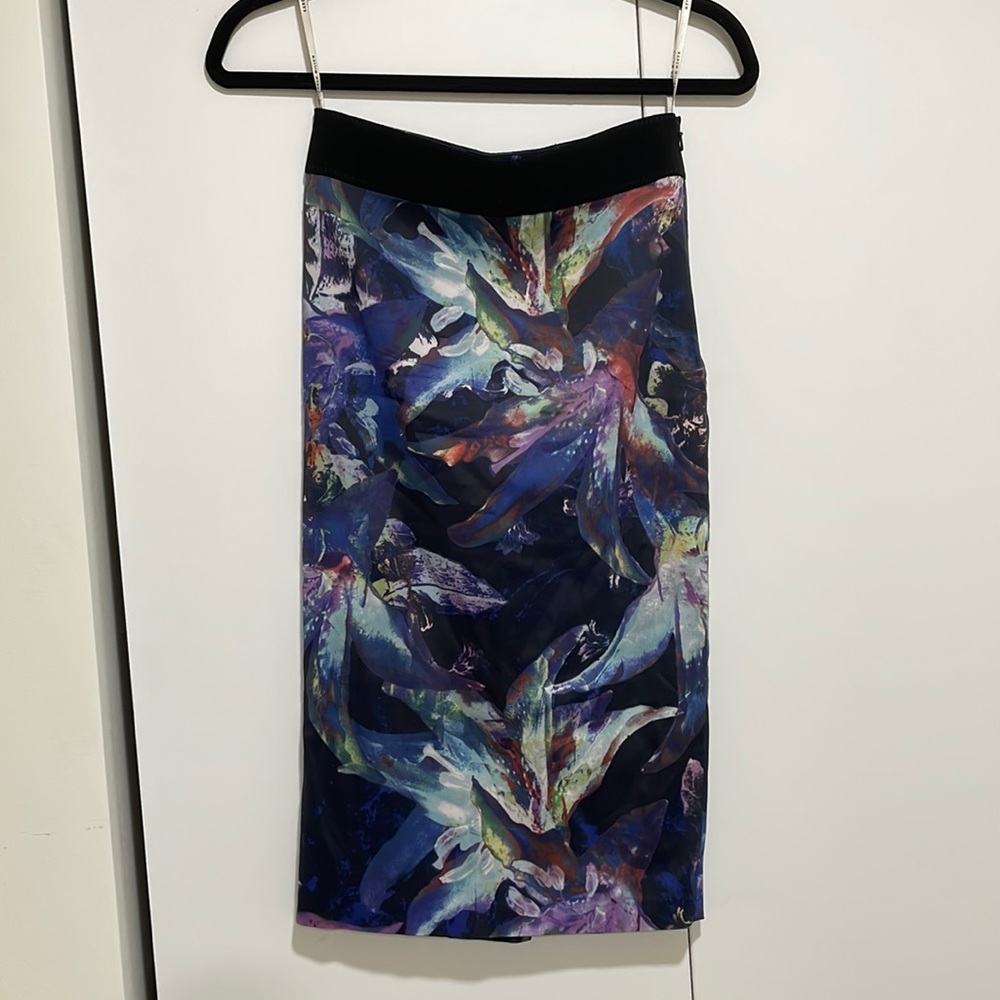 Pencil skirt